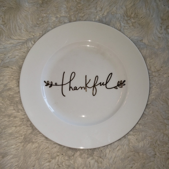 Crate&Barrel Other - Crate & Barrel 8 inch decor plate